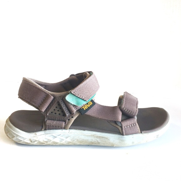 teva size 6